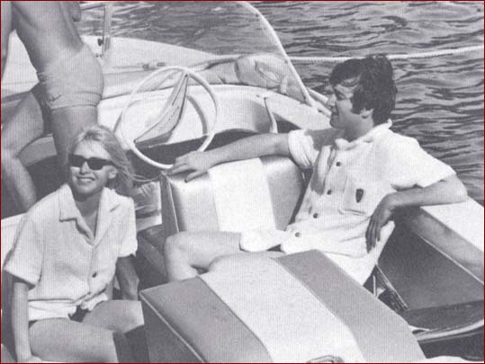 The Beatles First US Visit: Miami: Waterskiing